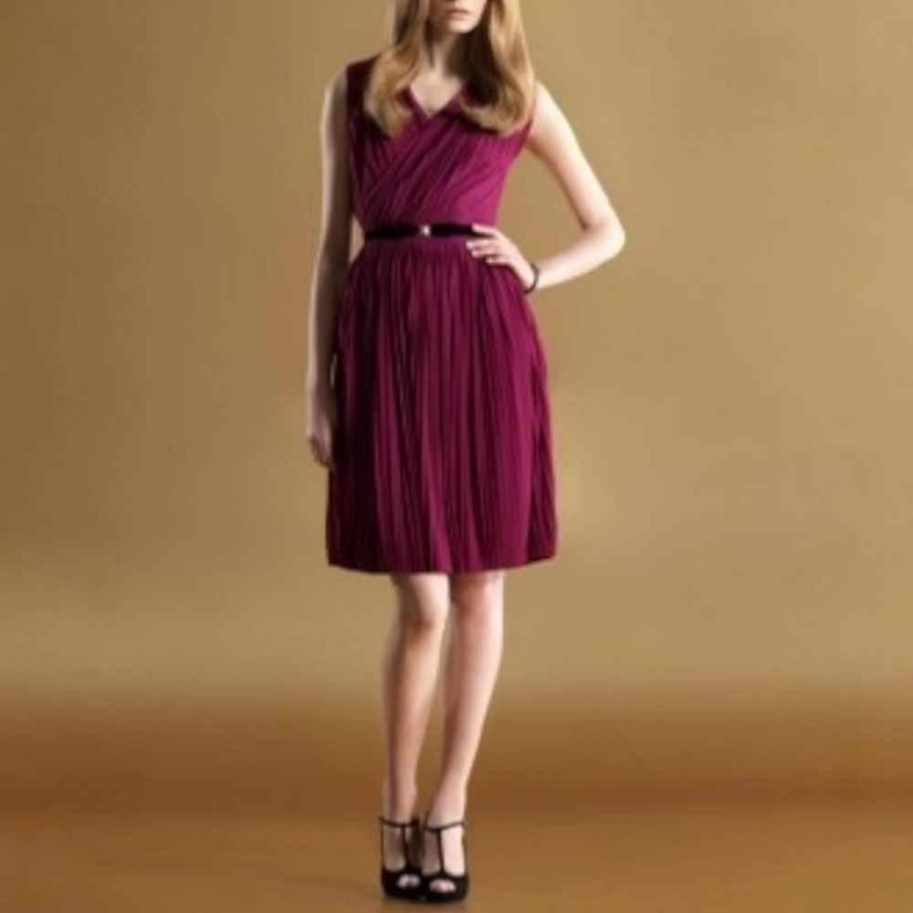 Size M Gucci Crossover Pleated Dress NWOT